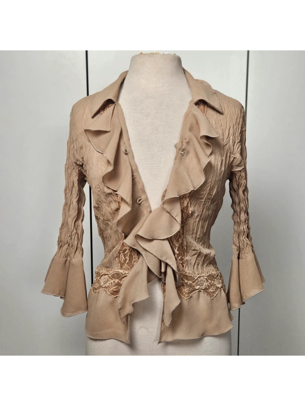 Vtg tan button down fairy ruffle top Large